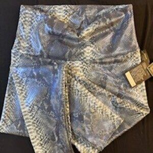 Onzie Leggings - Snake Foil Design - Blue - NWT- night out leggings!
